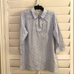 Foxcroft cotton tunic.